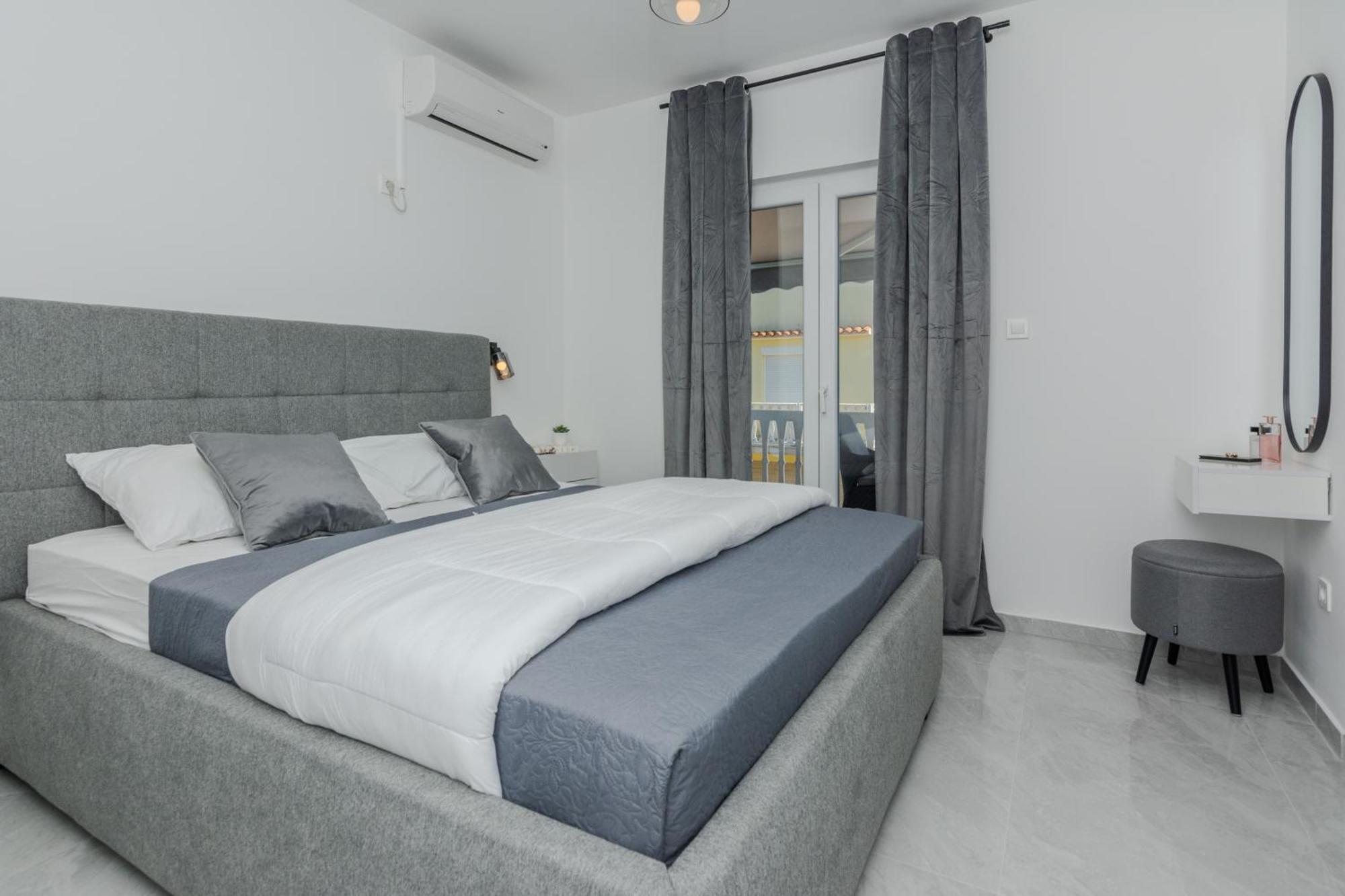 Andelka Apartment *